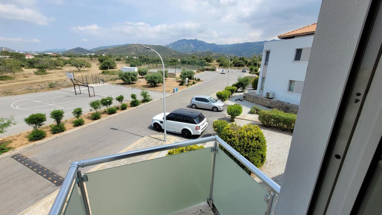 Sea And Mountain View Beachfront Penthouse Yali Extérieur photo