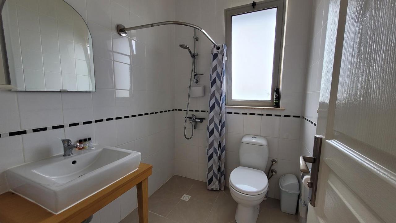 Sea And Mountain View Beachfront Penthouse Yali Extérieur photo