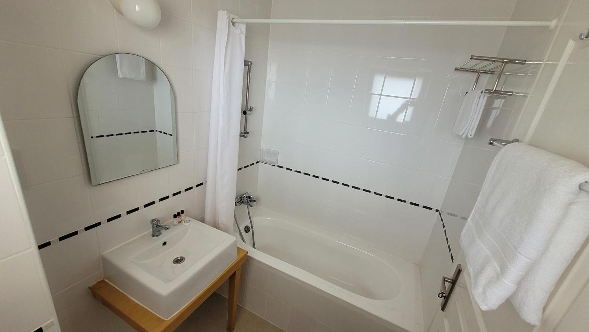 Sea And Mountain View Beachfront Penthouse Yali Extérieur photo